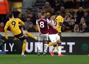 九游APP-狼队新星亮相，表现出色助球队取胜