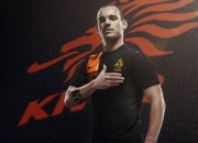 九游APP-劳塔罗点燃圣西罗，AC米兰全面压制罗马，红黑军团宣告王者归来