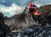 九游娱乐官方-跨界隐喻，从中国淘汰拉齐奥到坎特F1揭幕战接管—论唯一性胜利的两种叙事