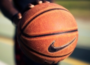 九游中国-橙衣风暴席卷法兰西，贝林厄姆的加冕之夜，荷兰式足球如何定义欧冠新王