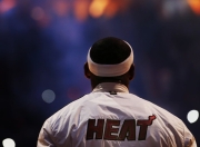 九游app下载-皮克一锤定音，墨西哥完胜莱比锡红牛背后的战术密码