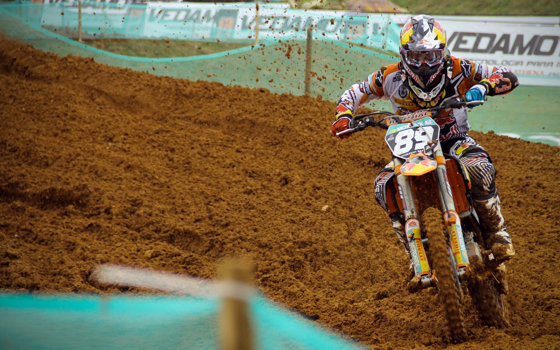 北欧德比见证小魔兽降临，卢卡库压制级发挥改写芬兰对阵挪威的叙事